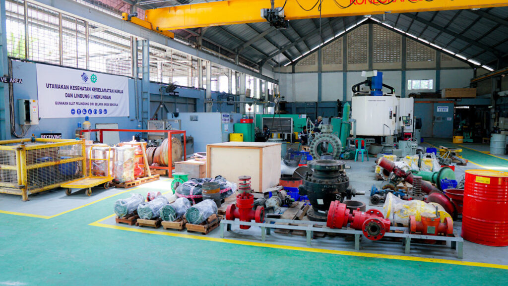 PT Mulia Solusindo memahami bahwa kualitas layanan sangat ditentukan oleh fasilitas workshop yang andal, modern, dan terintegrasi.